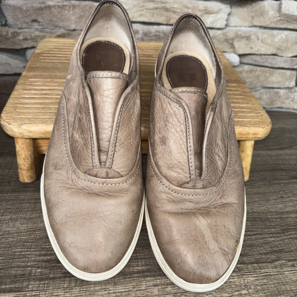 Frye Mindy Slip On Shoes Women 9.5M Brown Leather Low Casual Distressed Sneakers